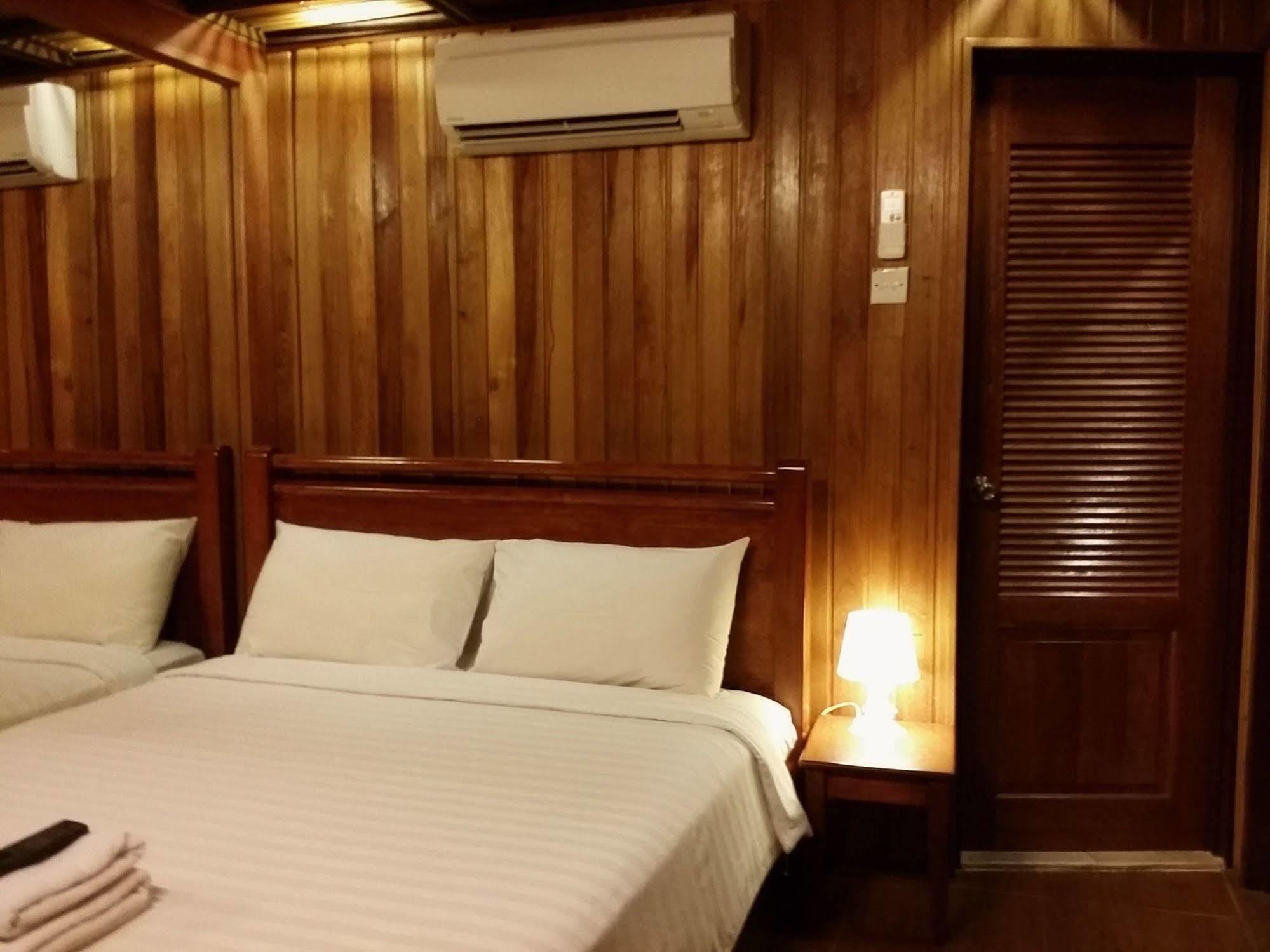 Rainforest Bed & Breakfast Kuala Lumpur Buitenkant foto