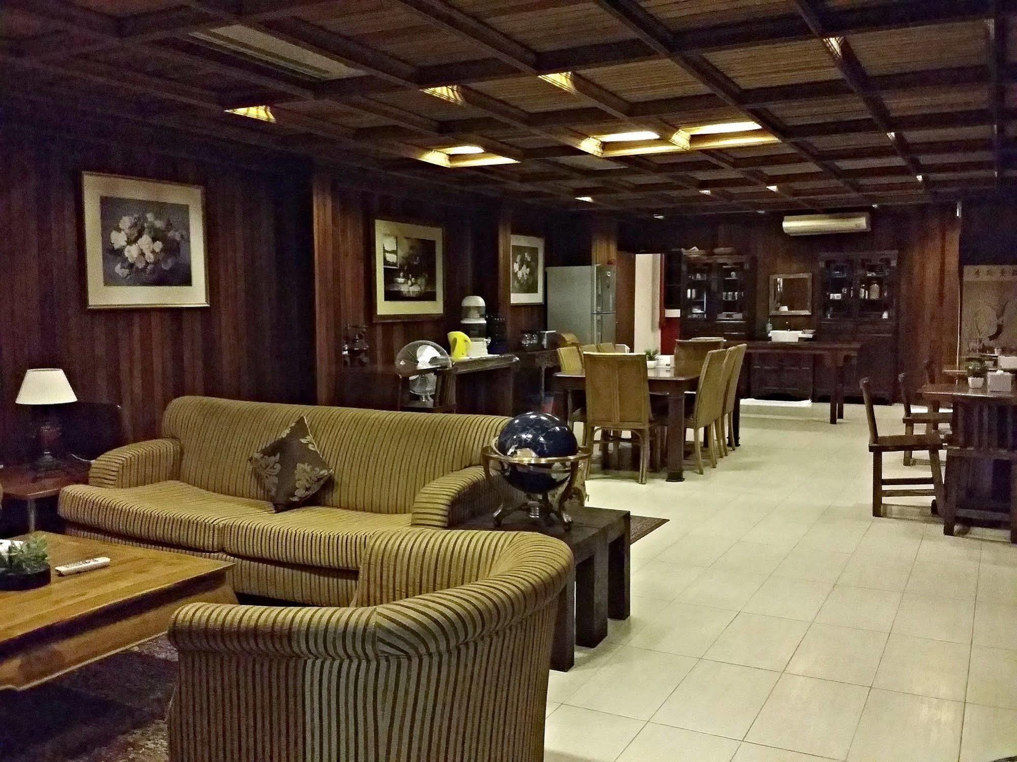 Rainforest Bed & Breakfast Kuala Lumpur Buitenkant foto